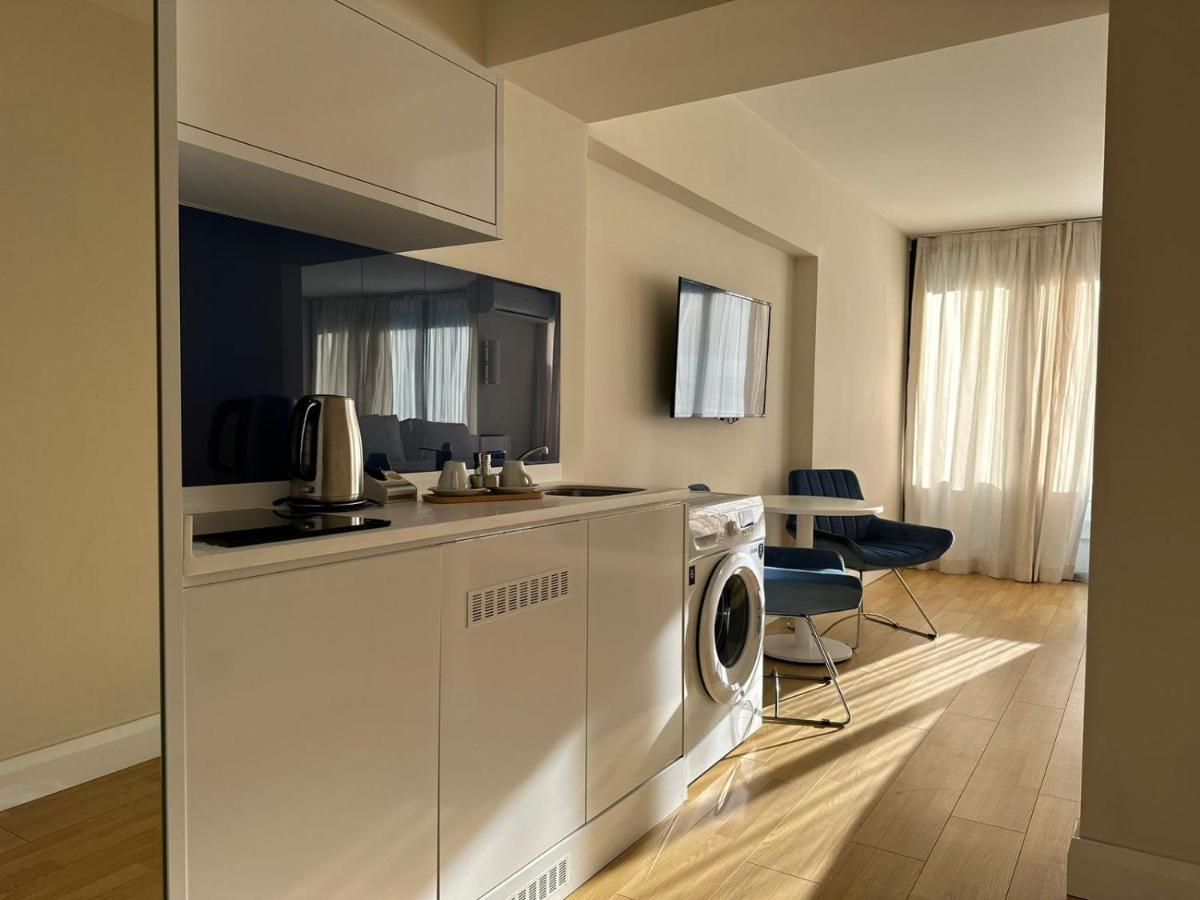 Orbi City Amazing Apartments Batumi Exterior photo